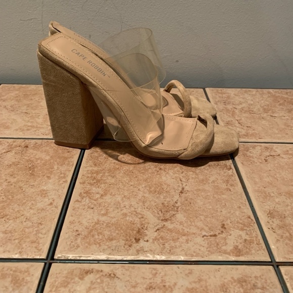 Cape Robbin Nude Block Heels size 6.5 - Picture 6 of 10